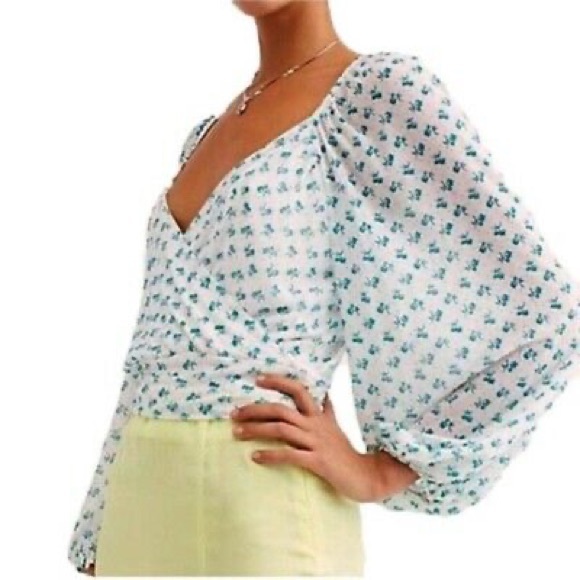SOLD Beautiful Free people cross-over blouse - Picture 2 of 9